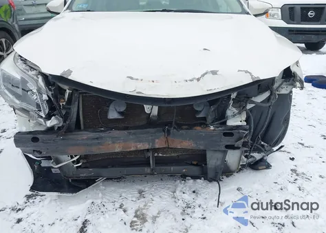 2013 Toyota Avalon Xle Touring z USA, uszkodzony, nr VIN 4T1BK1EB9DU075003